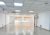 122m² bureau pour location à Alicante photo