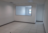 Oficina en alquiler con 185m² en Madrid, en la zona de Casco Histórico de Vallecas, Calle Casa de Miravete, 22 foto