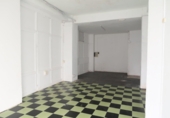 Local comercial en alquiler con 52m² en A Coruña foto
