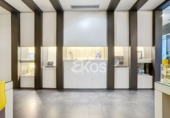 Local comercial en venta con 115m² en Mondragón foto