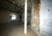 Local comercial en venta con 613m² en Pamplona, en la zona de Casco Antiguo foto