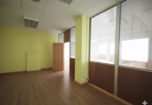 Local comercial en venta en Gijón, en la zona de El Llano foto