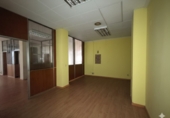 Local comercial en venta en Gijón, en la zona de El Llano foto