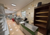 229m² commercial premises for sale in Barrax photo