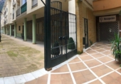 Local comercial en venta con 389m² en Cazorla foto