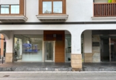 Local comercial en venta con 75m² en Santoña foto