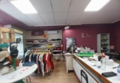 132m² locaux commerciaux industriel pour vente à Alicante, photo