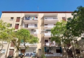 Local comercial en venta con 75m² en Barcelona, en la zona de Sant Genís dels Agudells, Carretera de Sant Cugat foto
