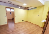 Oficinas en venta con 110m² en Bayona, avenida joselín, 36300 foto