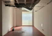Nave Industrial en venta con 201m² en Madrid, en la zona de Palomeras Sureste, avenida de la democracia, 28031 foto