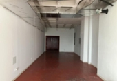 Nave Industrial en venta con 201m² en Madrid, en la zona de Palomeras Sureste, avenida de la democracia, 28031 foto