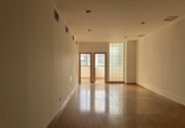 Nave Industrial en venta con 201m² en Madrid, en la zona de Palomeras Sureste, avenida de la democracia, 28031 foto