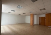 67m² office for sale in Mérida, in the area of The Meadow, Avenida Reina Sofía photo