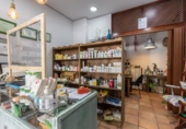 45m² commercial premises for sale in Granada, in the area of Garden City, Calle Virgen de Montserrat photo