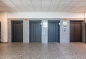 234m² office for sale in Madrid, in the area of Southeast Palomeras, Calle de Bruno Abúndez photo