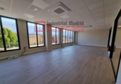 Oficinas en venta con 880m² en Torrejón de Ardoz, Calle Hemisferio foto