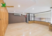 Oficinas en venta con 186m² en Granada, en la zona de Barrio de los Periodistas, Avenida de Andalucía foto