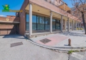 Oficinas en venta con 186m² en Granada, en la zona de Barrio de los Periodistas, Avenida de Andalucía foto