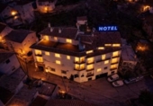 Hotel en venta con 2118m² en Güéjar Sierra, Camino Prados foto