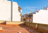 Edificio en venta con 258m² en Torrevieja, Calle Patricio Pérez foto