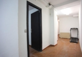 Local comercial en venta con 501m² en Torrelavega, Calle José del Río Pick foto
