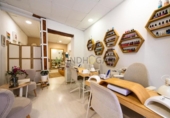 39m² commercial premises for sale in Madrid, in the area of University, calle de santa bárbara, 28004 photo