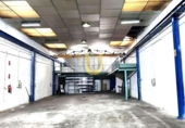 Nave Industrial en venta con 400m² en Fuenlabrada, Calle de Sacedón foto