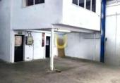 Nave Industrial en venta con 400m² en Fuenlabrada, Calle de Sacedón foto