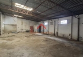 357m² warehouse for sale in Utrera, photo