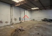 357m² warehouse for sale in Utrera, photo