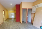Local comercial en venta con 97m² en Sabadell, Carrer de Budapest foto