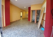 Local comercial en venta con 97m² en Sabadell, Carrer de Budapest foto