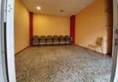 Local comercial en venta con 97m² en Sabadell, Carrer de Budapest foto