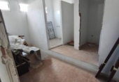 Local comercial en venta con 212m² en Villar del Arzobispo, Carrer Poeta César Simón foto