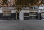 Bar en venta con 138m² en Granada, en la zona de Santa Adela, Calle del Pintor Manuel Maldonado foto