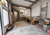 83m² commercial premises for sale in Santander, Calle Alonso photo