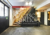 Local comercial en venta con 94m² en Barcelona, en la zona de Barri Gòtic, Carrer d'en Rull foto