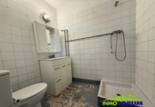 81m² commercial premises for sale in Cambre, Rúa Cambre Temple photo