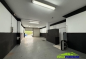 81m² commercial premises for sale in Cambre, Rúa Cambre Temple photo