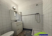 81m² commercial premises for sale in Cambre, Rúa Cambre Temple photo
