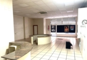 Local comercial
en venda
amb 207m² a Gandia, Calle Ciudad de Barcelona foto