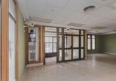 140m² commercial premises for sale in Almeria, photo