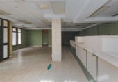140m² commercial premises for sale in Almeria, photo