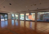 Local comercial
en venda
amb 215m² a El Ejido, Avenida Oasis foto