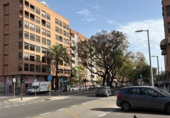 73m² commercial premises for sale in Valencia, in the area of Ciudad Jardín, Calle Emilio Gasco Contell photo