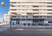 147m² commercial premises for sale in Granada, in the area of Campus, Avenida de Dílar photo