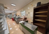 Local comercial en venta con 130m² en Barrax, Calle de Albacete foto