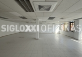 185m² offices for rent in Barcelona, in the area of the Vila Olímpica, Carrer de Zamora photo