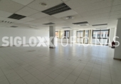 185m² locaux commerciaux industriel pour location à Barcelone, dans le quartier de la Vila Olímpica, Carrer de Zamora photo