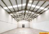 400m² entrepôt industriel pour location à Valdecilla photo